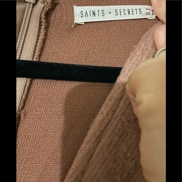 Express Saints & Secrets Blush sweater dress size Small - Picture 8 of 11